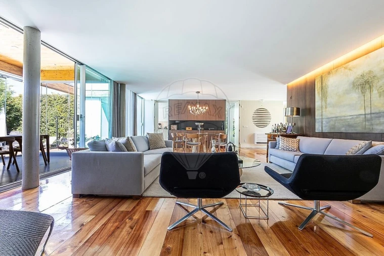 Moradia T5 para Venda em Santa Maria e São Miguel, São Martinho, São Pedro Penaferrim Foto 17