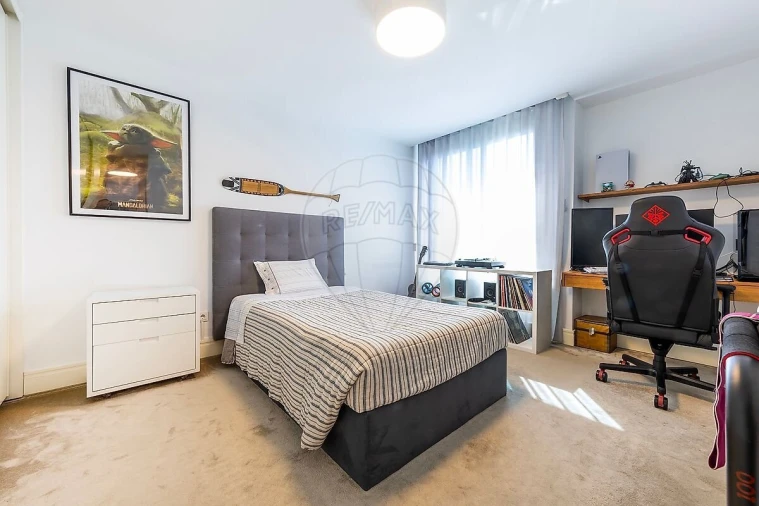 Moradia T5 para Venda em Santa Maria e São Miguel, São Martinho, São Pedro Penaferrim Foto 38