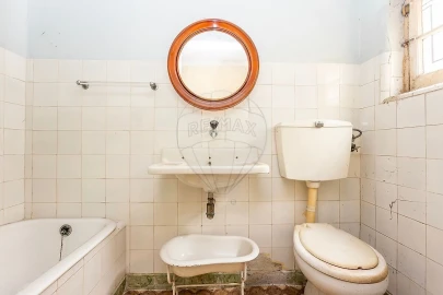 Moradia T4 para Venda em Alvalade