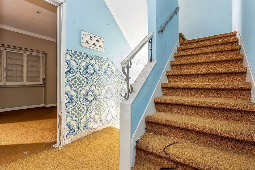 Moradia T4 para Venda em Alvalade Foto 11