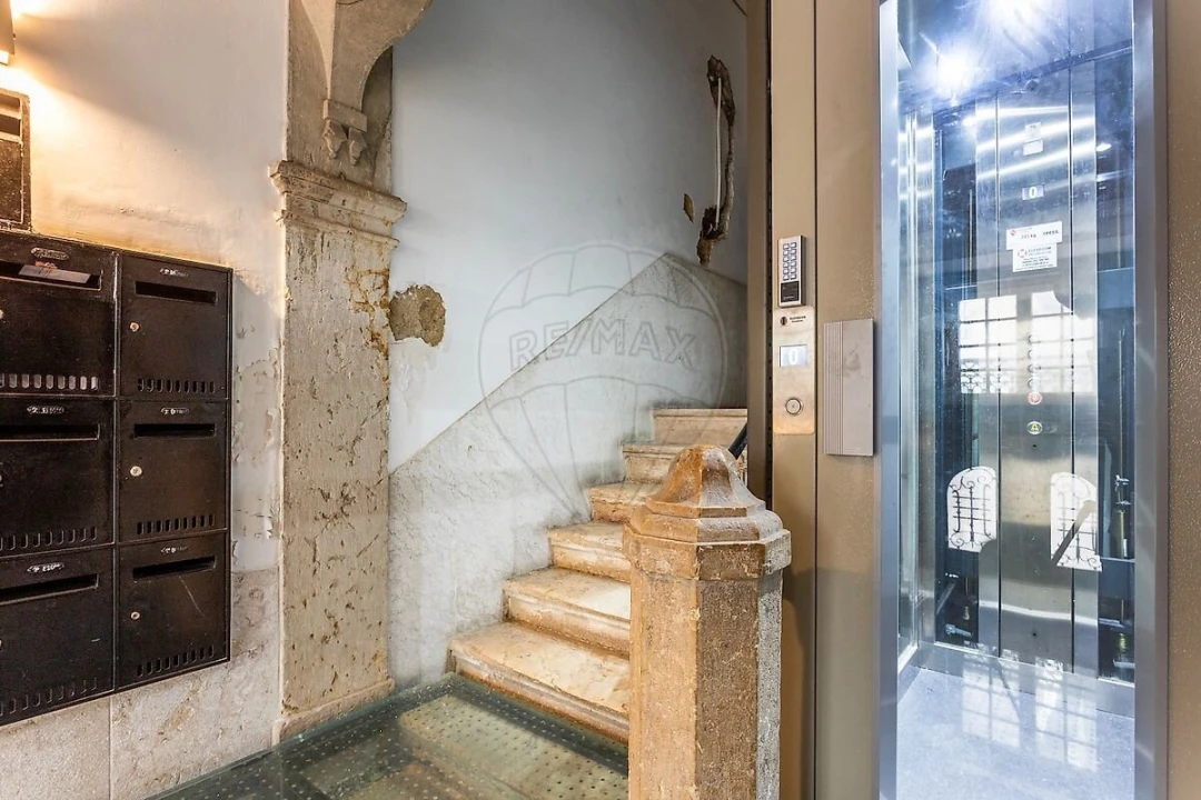 Apartamento T4 para Venda em Santa Maria Maior Foto 30