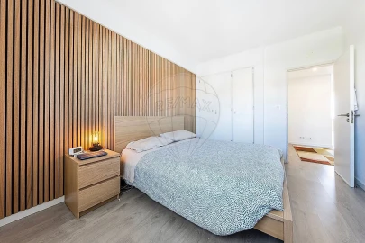 Apartamento T2 para Venda em Oeiras e São Julião da Barra, Paço de Arcos e Caxias