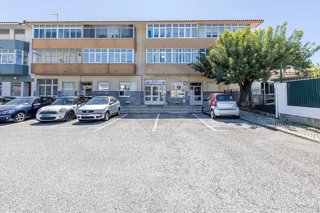 Apartamento T2 para Venda em Oeiras e São Julião da Barra, Paço de Arcos e Caxias Foto 25