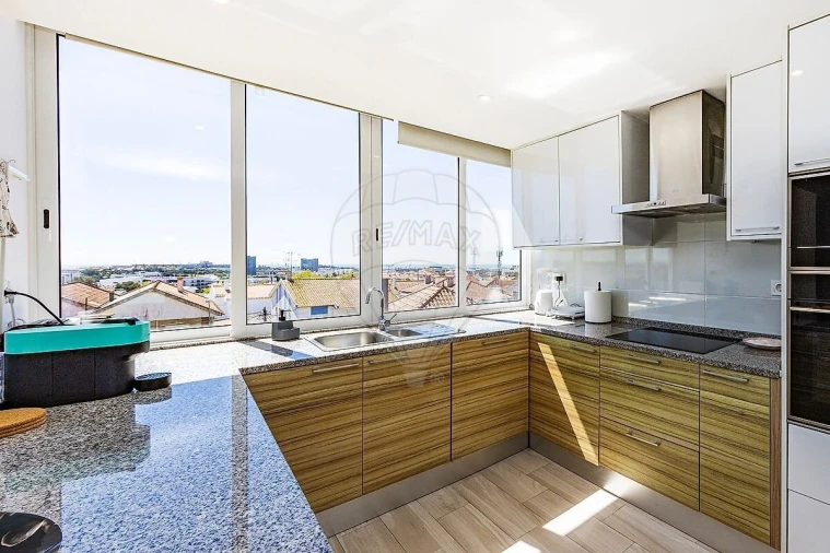 Apartamento T2 para Venda em Oeiras e São Julião da Barra, Paço de Arcos e Caxias Foto 5