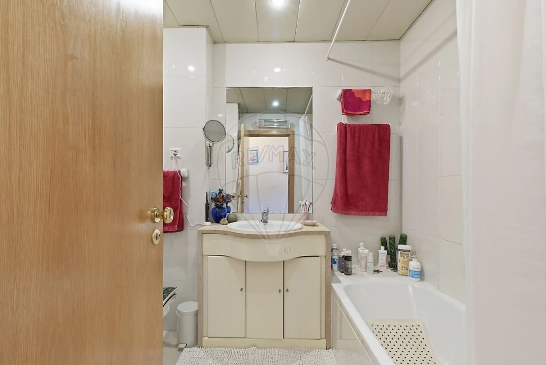 Apartamento T2 para Venda em Olivais Foto 15