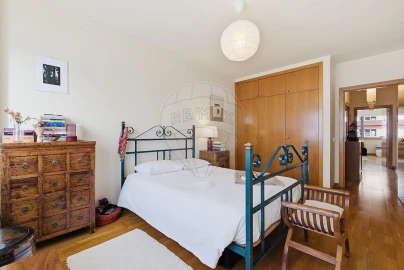 Apartamento T2 para Venda em Olivais