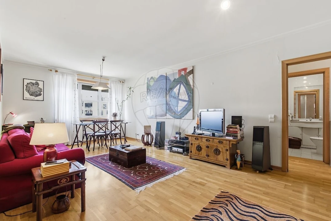 Apartamento T2 para Venda em Olivais Foto 3
