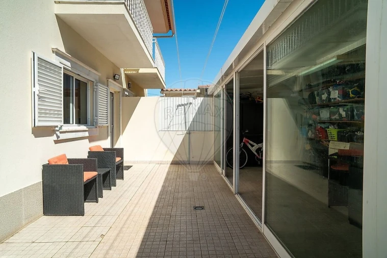 Moradia T2 para Venda em Quinta do Conde Foto 34