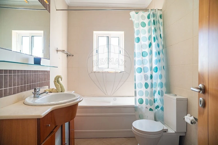 Moradia T2 para Venda em Quinta do Conde Foto 19