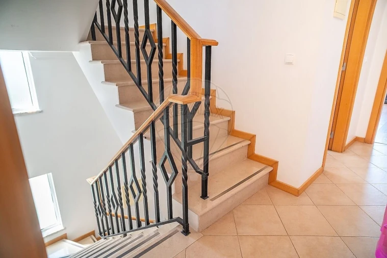 Moradia T2 para Venda em Quinta do Conde Foto 13