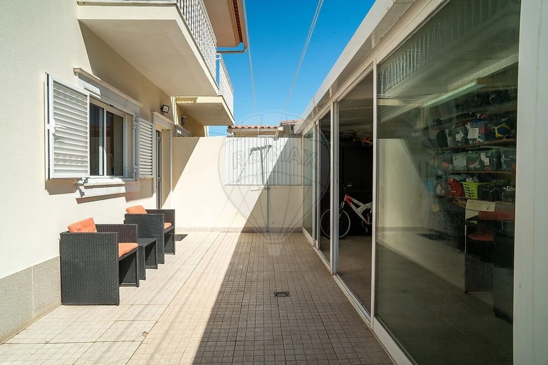 Moradia T2 para Venda em Quinta do Conde Foto 34