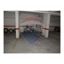 Garagem para Venda em Cacém e São Marcos