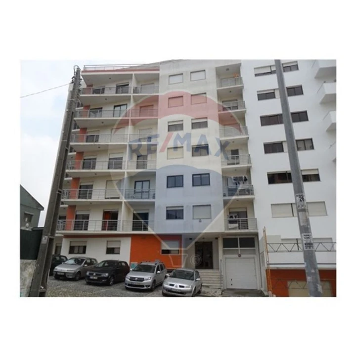 Garagem para Venda em Cacém e São Marcos Foto 3