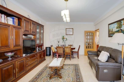 Apartamento T2 para Venda em Seixal, Arrentela e Aldeia de Paio Pires