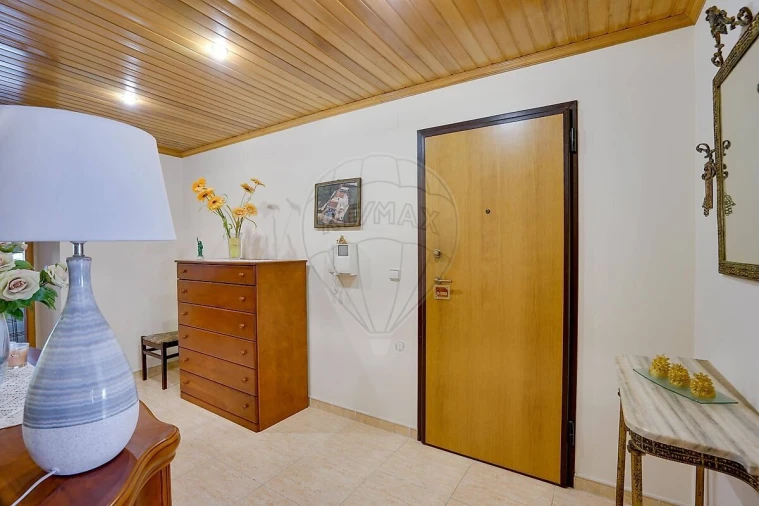 Apartamento T2 para Venda em Seixal, Arrentela e Aldeia de Paio Pires Foto 6