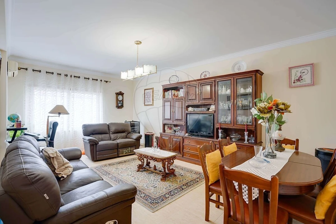 Apartamento T2 para Venda em Seixal, Arrentela e Aldeia de Paio Pires Foto 4