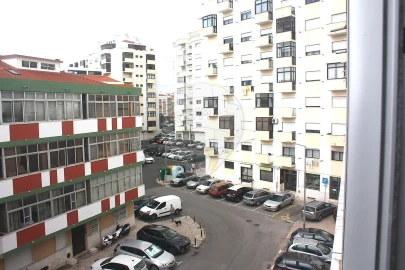 Apartamento T2 para Venda em Cacém e São Marcos