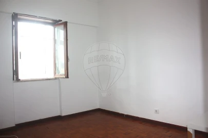 Apartamento T2 para Venda em Cacém e São Marcos