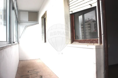 Apartamento T2 para Venda em Cacém e São Marcos