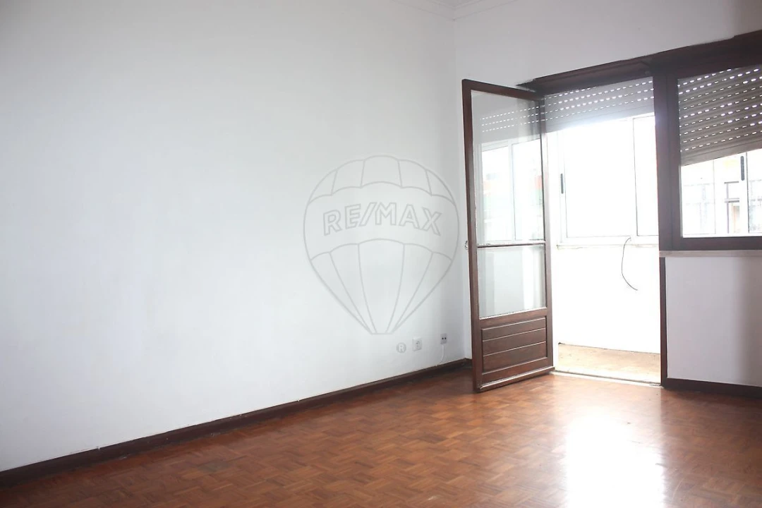 Apartamento T2 para Venda em Cacém e São Marcos Foto 5