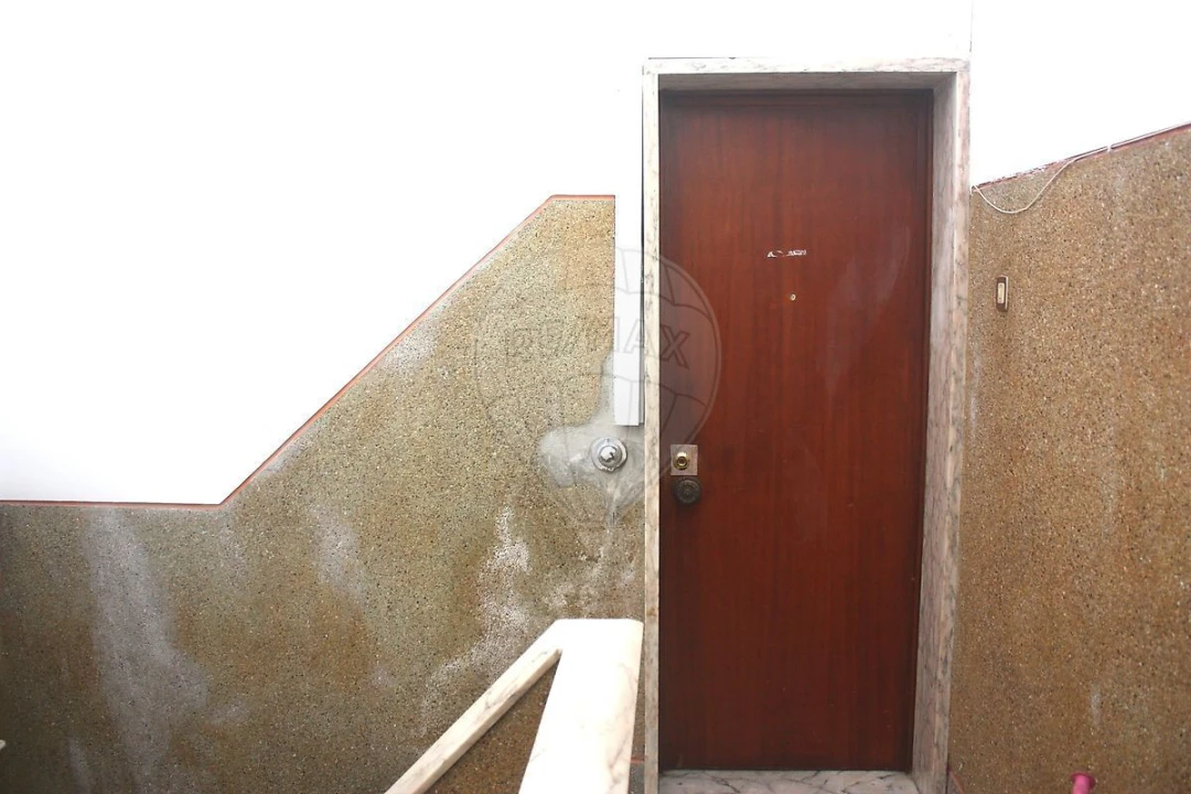 Apartamento T2 para Venda em Cacém e São Marcos Foto 3