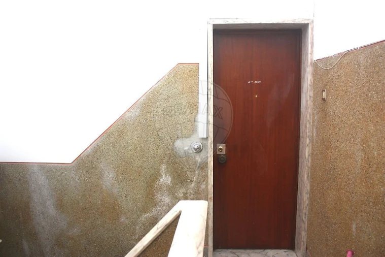 Apartamento T2 para Venda em Cacém e São Marcos Foto 3