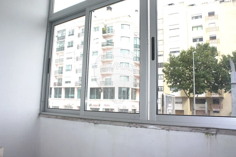 Apartamento T2 para Venda em Cacém e São Marcos Foto 12