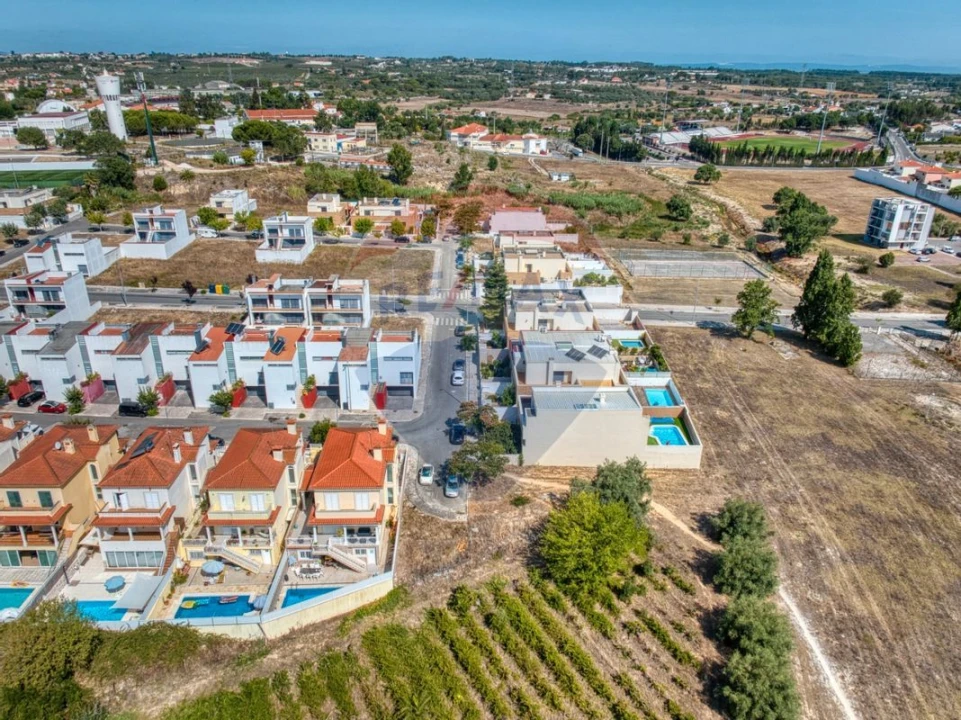 Terreno para Venda em Cartaxo e Vale da Pinta Foto 12