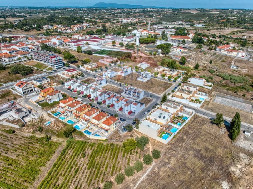 Terreno para Venda em Cartaxo e Vale da Pinta Foto 4