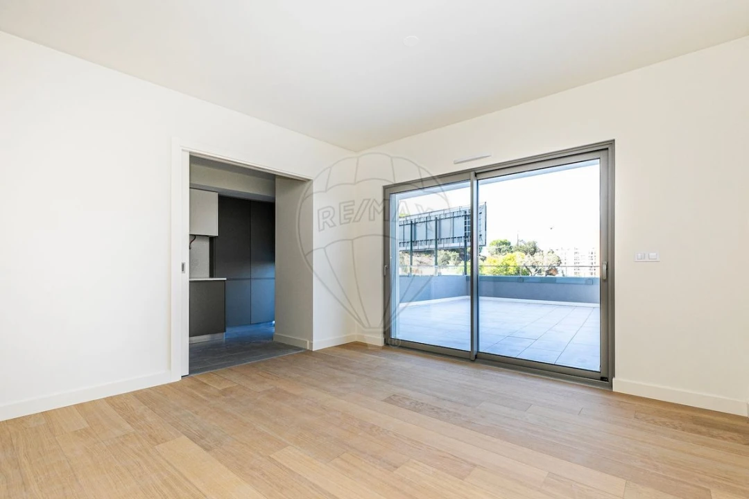 Apartamento T2 para Venda em Seixal, Arrentela e Aldeia de Paio Pires Foto 10