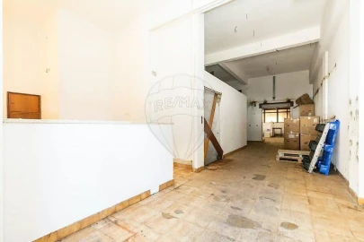 Loja para Venda em Cacém e São Marcos