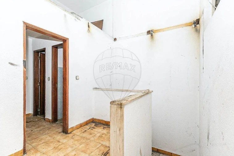 Loja para Venda em Cacém e São Marcos Foto 13