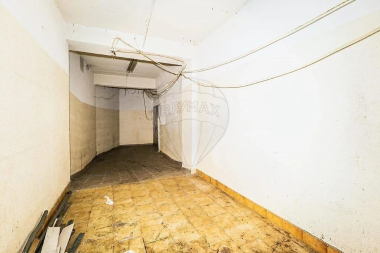 Loja para Venda em Cacém e São Marcos Foto 10