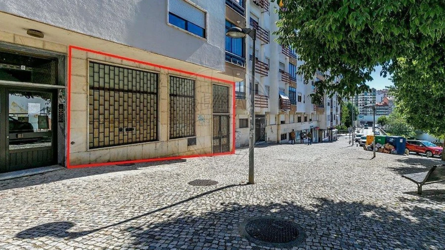 Loja para Venda em Cacém e São Marcos
