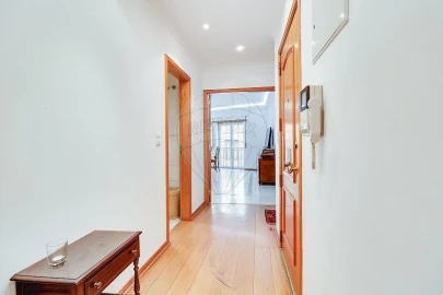 Apartamento T2 para Venda em Santa Maria Maior
