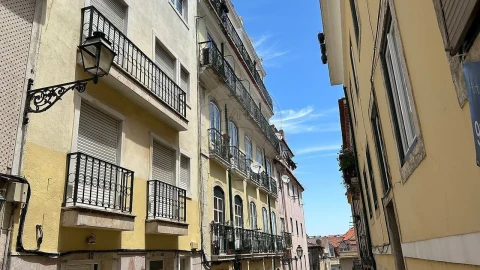 Apartamento T2 para Venda em Santa Maria Maior