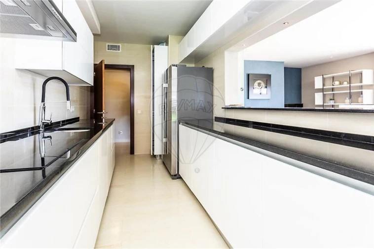 Apartamento T2 para Venda em Santa Maria e São Miguel, São Martinho, São Pedro Penaferrim Foto 8