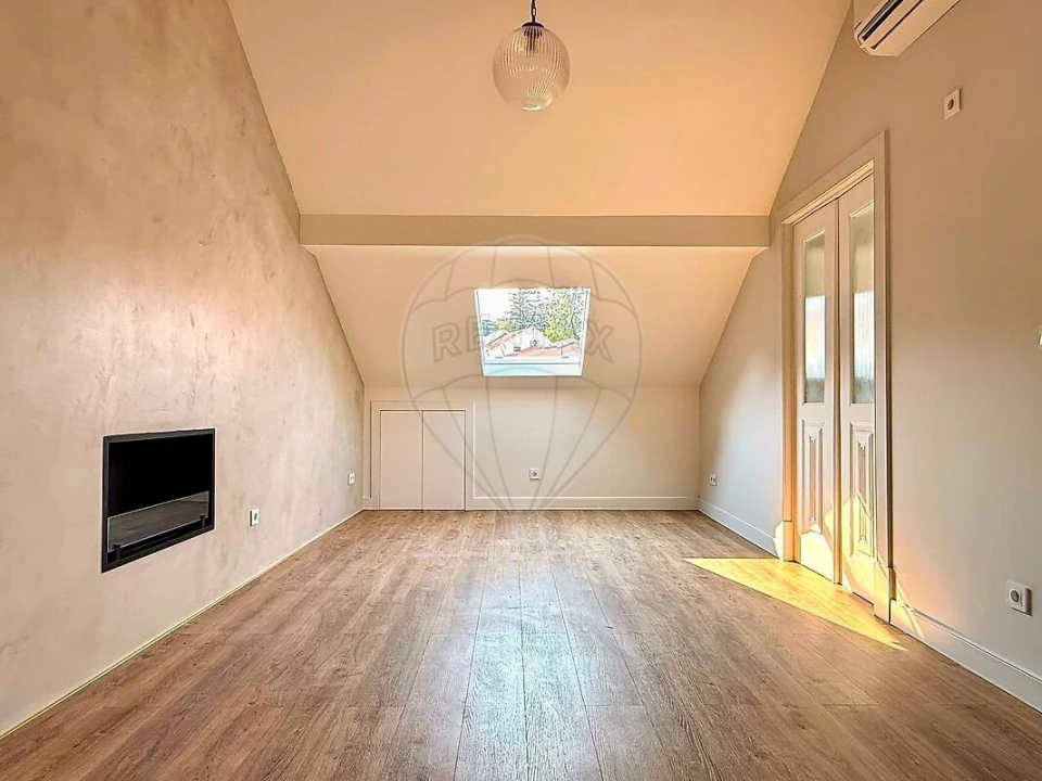 Apartamento T2 para Venda em Santo António Foto 6