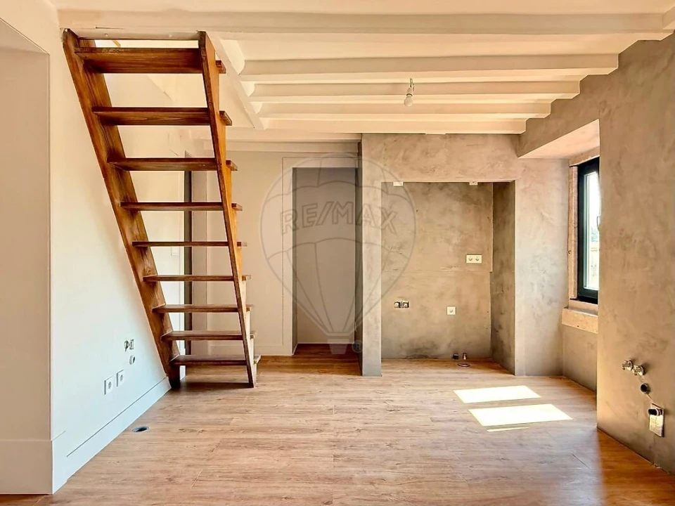 Apartamento T2 para Venda em Santo António Foto 11