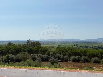 Moradia T2 para Venda em Chamusca e Pinheiro Grande