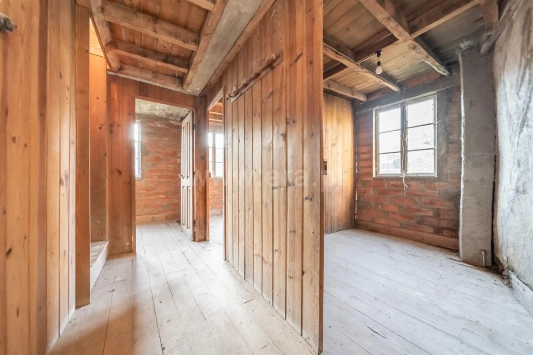 Moradia T5 para Venda em Casegas e Ourondo Foto 13