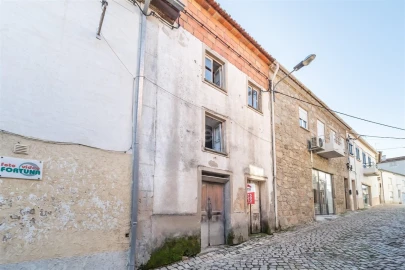 Moradia T2 para Venda em Ferro