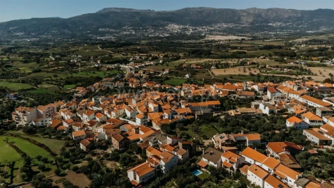 Moradia T2 para Venda em Ferro