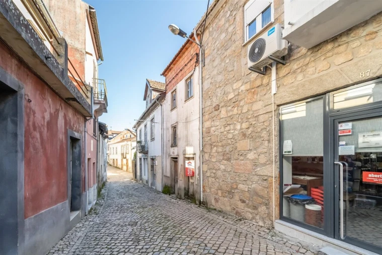 Moradia T2 para Venda em Ferro Foto 2