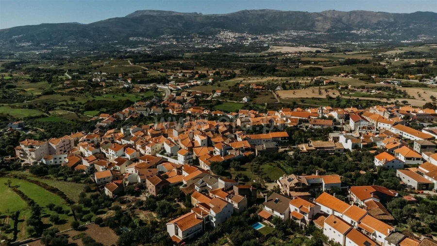 Moradia T2 para Venda em Ferro Foto 11