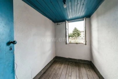 Moradia T3 para Venda em Sobral de São Miguel