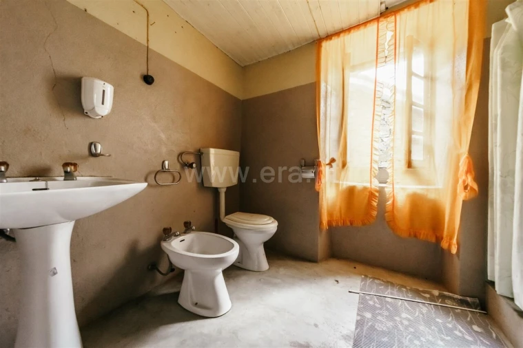 Moradia T3 para Venda em Sobral de São Miguel Foto 9