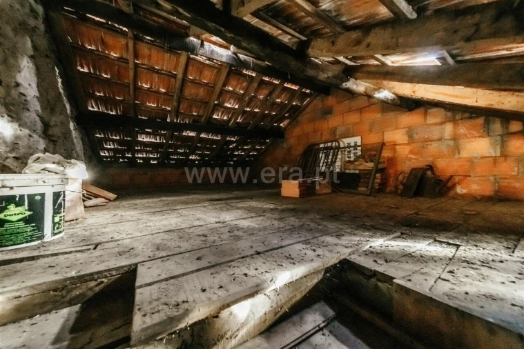 Moradia T3 para Venda em Sobral de São Miguel Foto 16