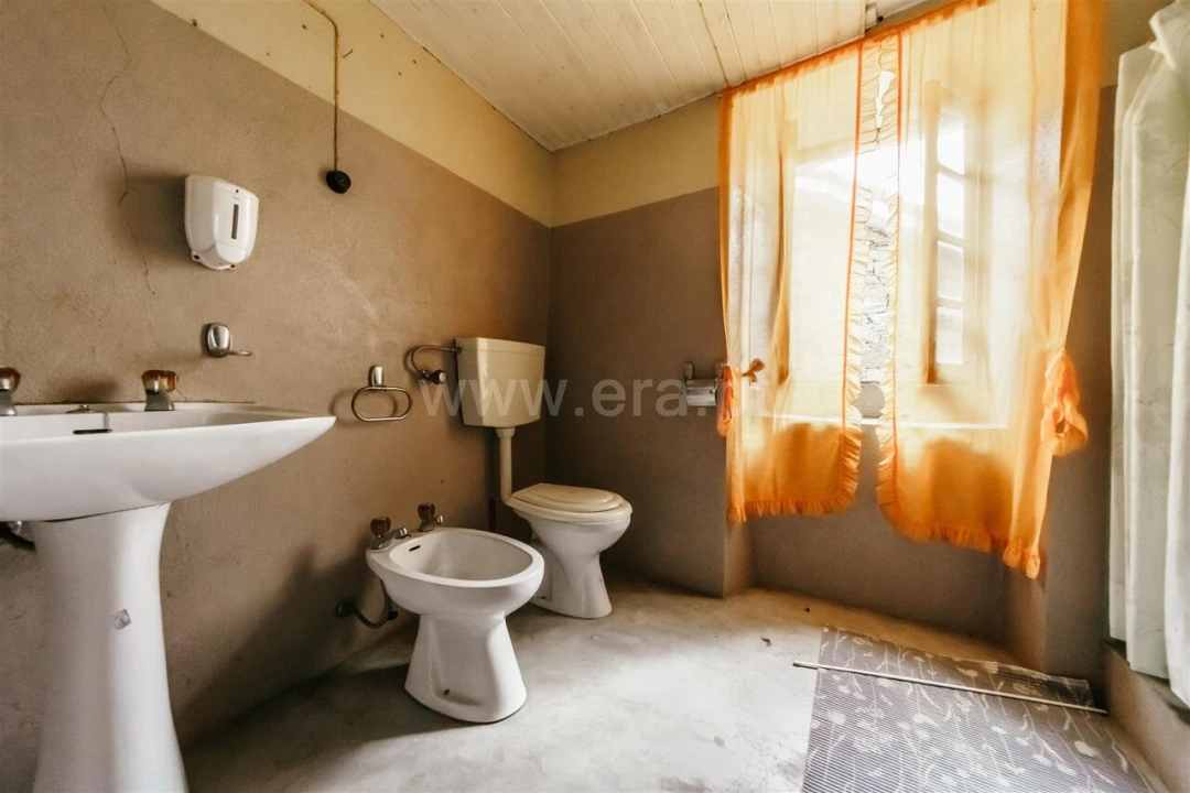 Moradia T3 para Venda em Sobral de São Miguel Foto 9