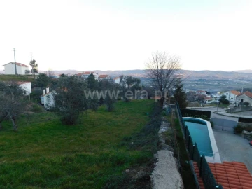 Terreno para Venda em Cantar-Galo e Vila do Carvalho